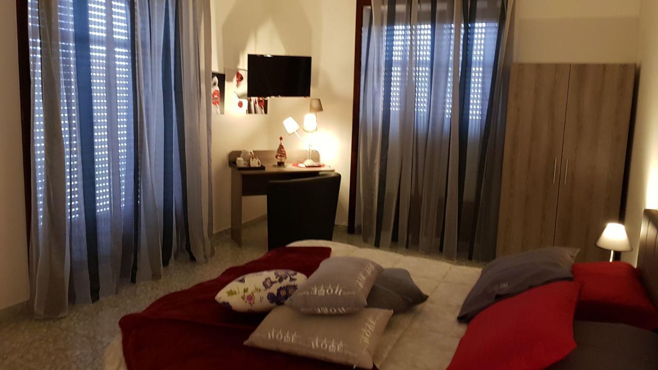 B & B Leti Battipaglia Exterior photo
